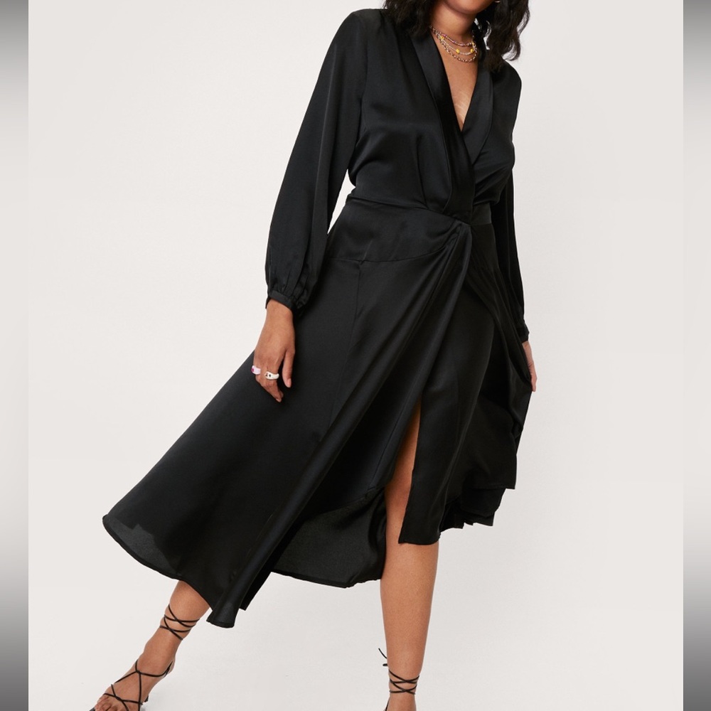 Brand new dress from Nastygal. Tags are still on, was not worn once.